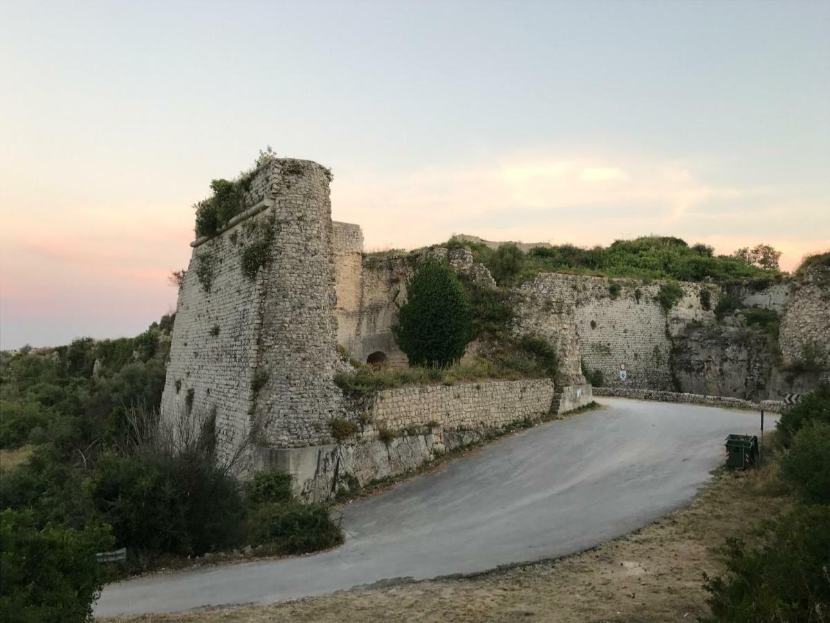 Penzion Casa Farfaglia Noto Exteriér fotografie